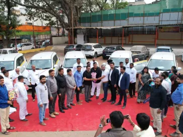 Brand-new KP Travels Ertiga cars for Pune to Mumbai daily cab service