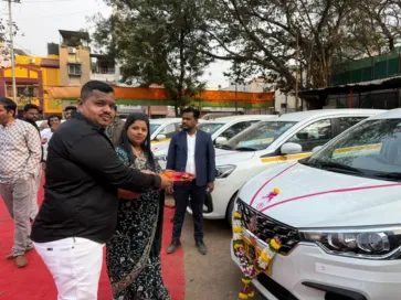 Brand-new KP Travels Ertiga cars for Pune to Mumbai daily cab service